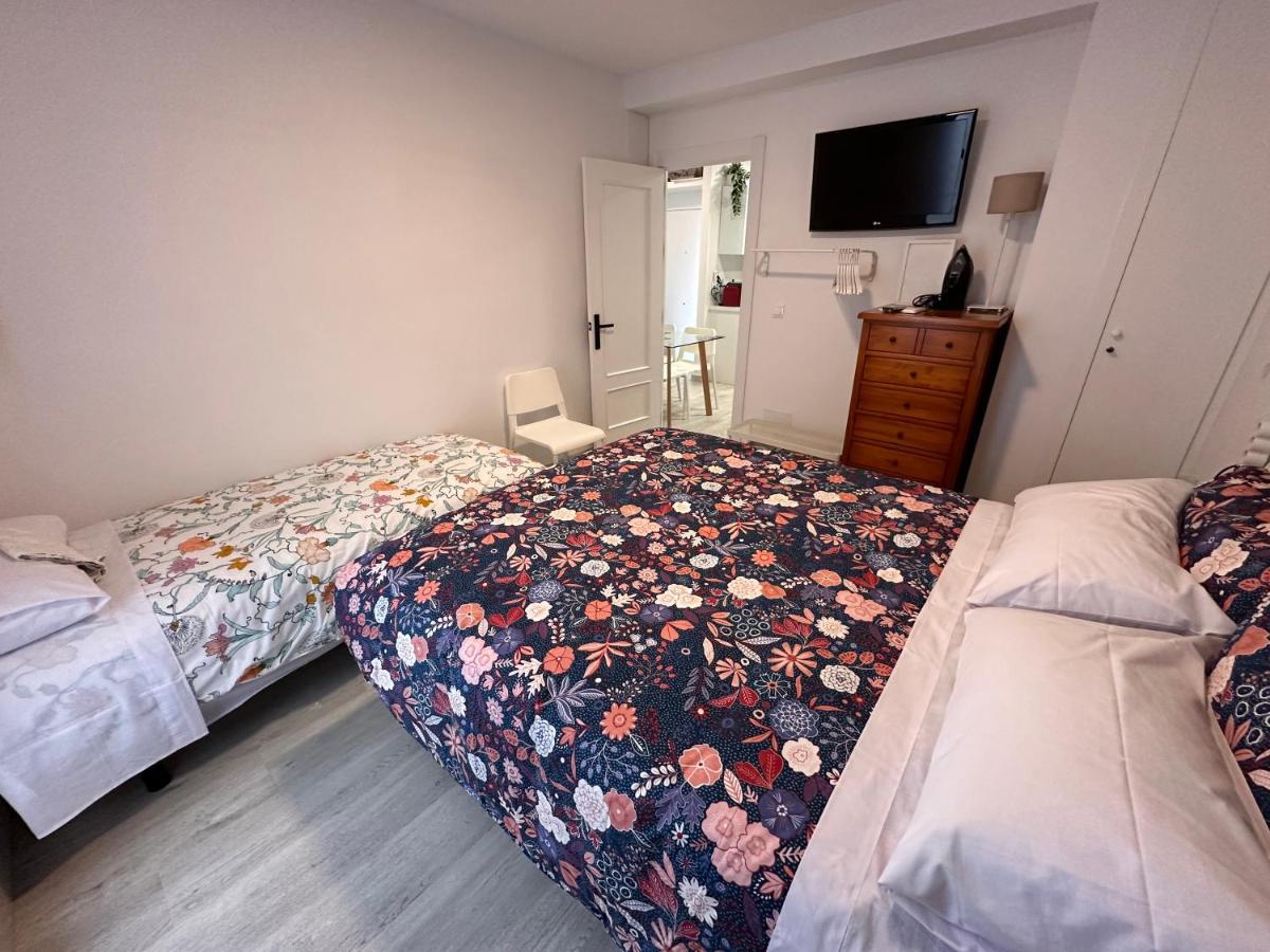 Nuestro Rincon Del Centro Historico Especial Grupos Terraza Parking Gratis 02 Apartment Málaga Exterior foto